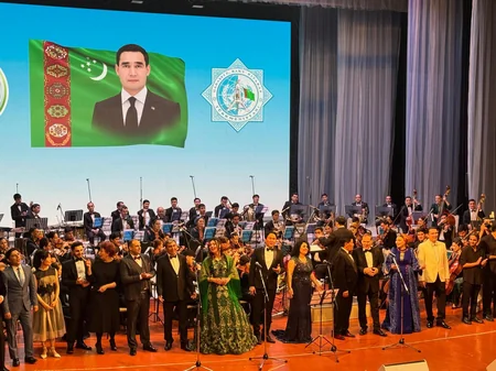Honored artist represents Azerbaijan at prestigious international event in Turkmenistan