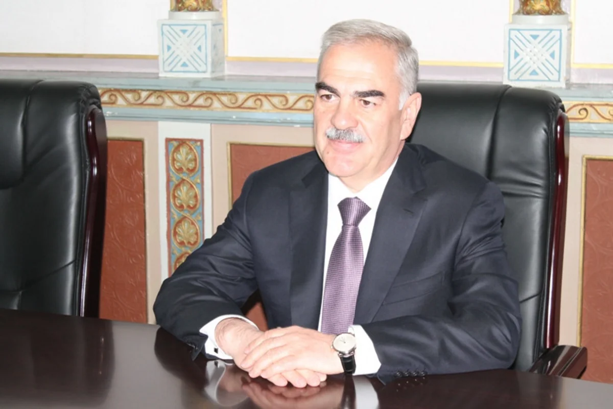 Nazim Məmmədova “Əməkdar dövlət qulluqçusu” fəxri adı verilib