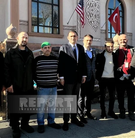 Мэр Нью-Йорка выразил соболезнования Турции