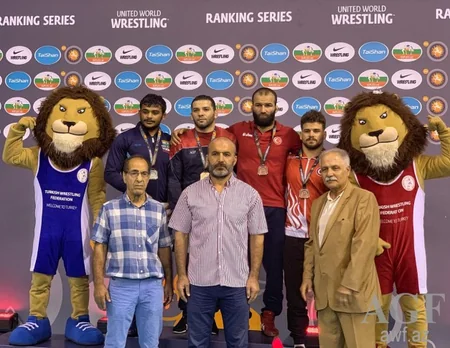 Azərbaycan güləşçiləri Yaşar Doğunun xatirə turnirində 4 medal qazanıblar