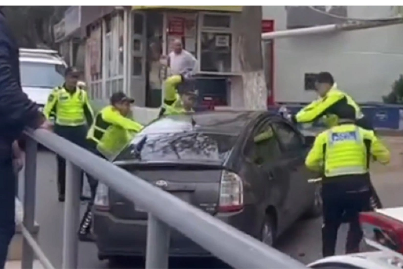 Bakıda polisin üzərinə avtomobil sürən şəxs həbs olunub