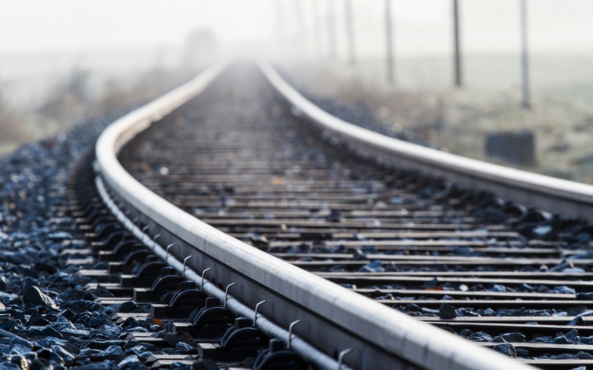 Azerbaijan to build new railway line to Heydar Aliyev International Airport 