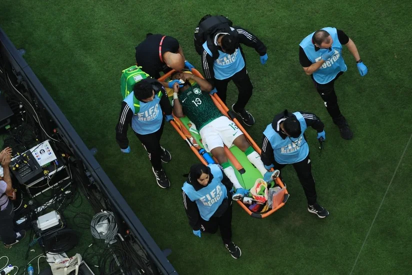 Səudiyyə Ərəbistanı millisinin futbolçusunun çənəsi sınıb