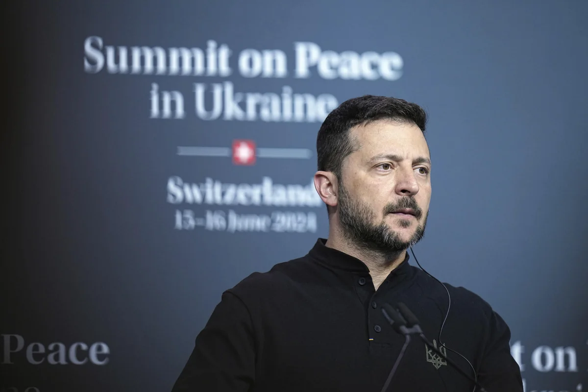 Зеленский: Украина готова пригласить Россию на Мирный саммит