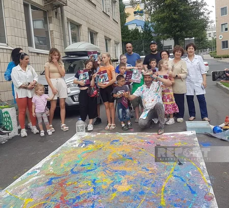 Azerbaijani artist presents art project in Ukraine – VIDEO