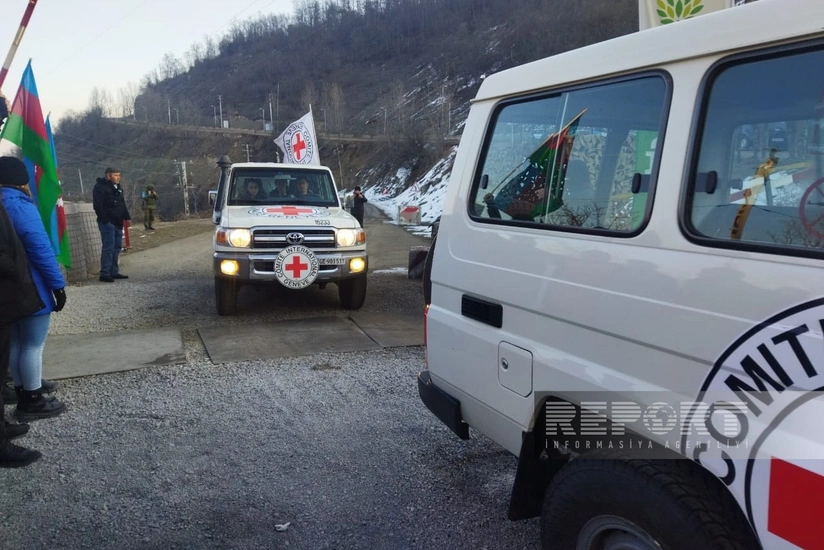 ICRC vehicles unimpededly move from Khankandi to Lachin