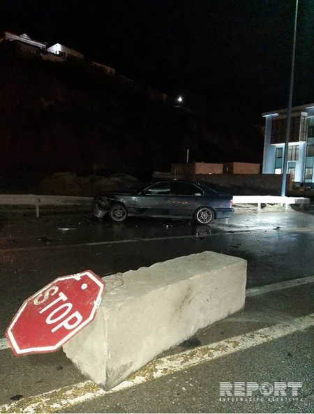 Bakıda sürüşmə zonasının yaxınlığında yol qəzası olub - FOTO