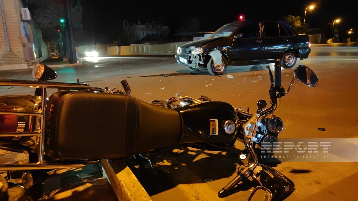 Naxçıvanda motosikletçi yol qəzasında xəsarət alıb