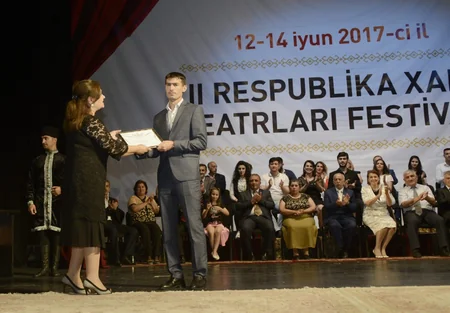 II Respublika Xalq Teatrları Festivalının qaliblərinə mükafatlar təqdim olunub
