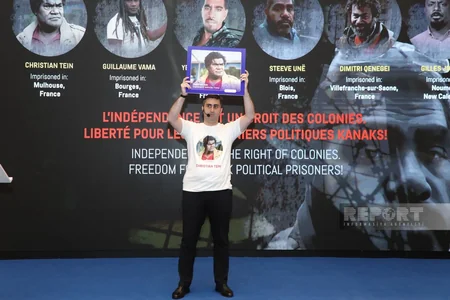 Flash mob held in Baku to support those fighting against colonialism
