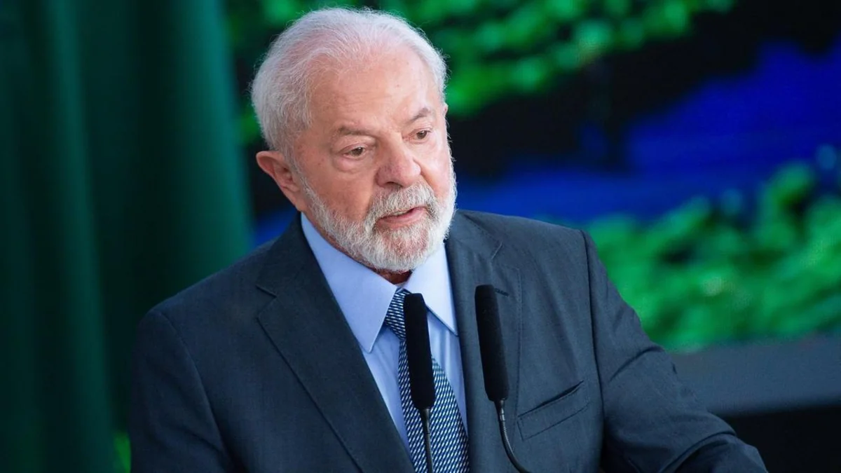Həkimlər baş zədəsindən sonra Braziliya Prezidentinə növbəti müayinə təyin ediblər