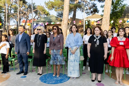 Dövlət Komitəsinin təşkilatçılığı ilə keçirilən yay düşərgəsi başa çatıb