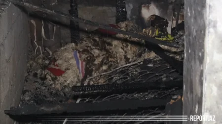 Bakıda yaşayış evində yanğın söndürüldü - VİDEO - YENİLƏNİB