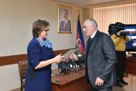 ​TQDK imtahan prosesində fəaliyyətlərinə görə xüsusi seçilən 25 nəzarətçini mükafatlandırıb