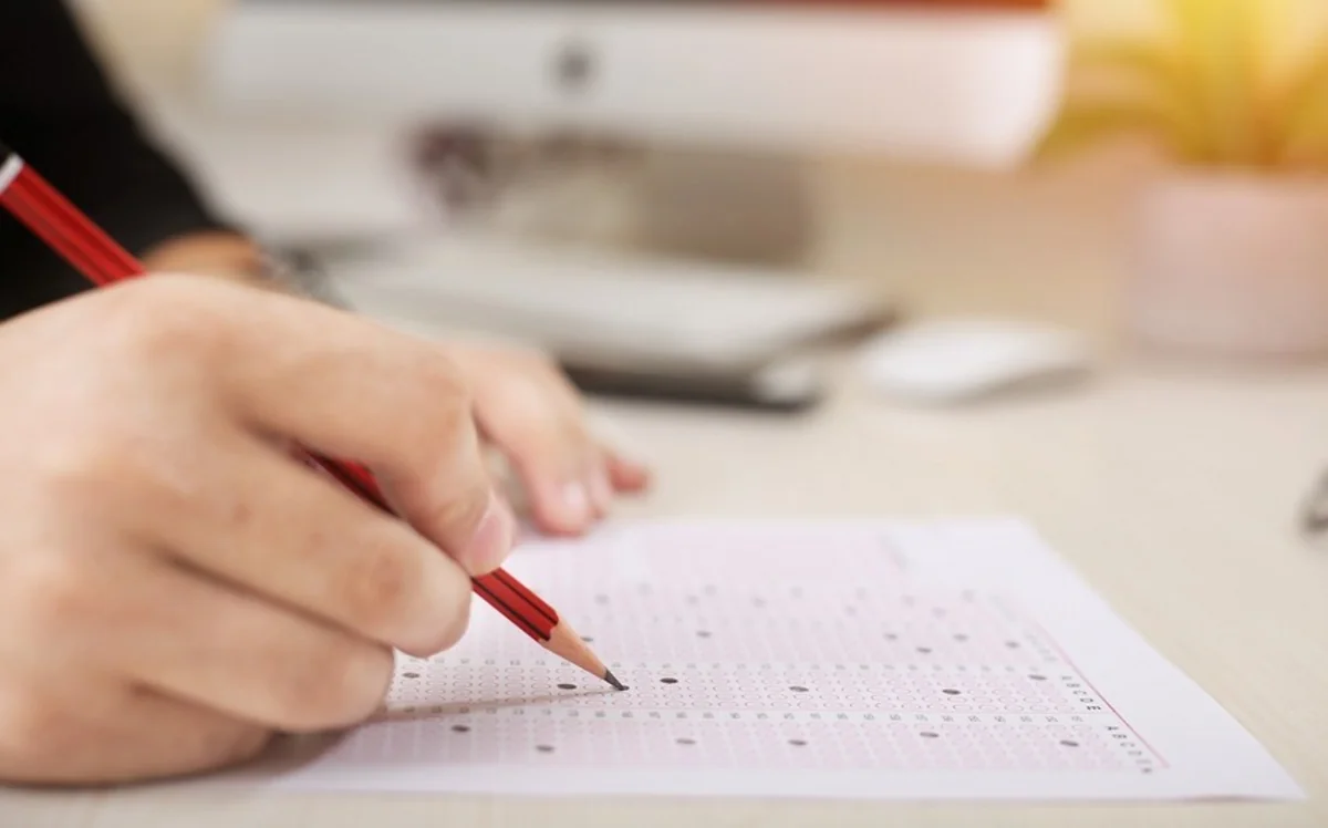 Dövlət qulluğuna test imtahanında 22 namizəd uğur qazanıb