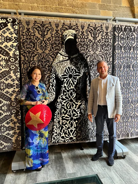 Azerbaijani carpets to be exhibited in Vietnam