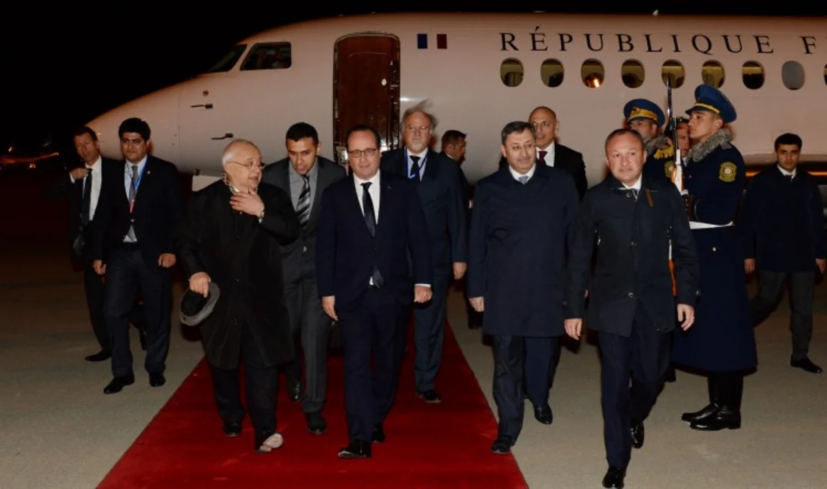 Fransa prezidenti Azərbaycana işgüzar səfərə gəlib
