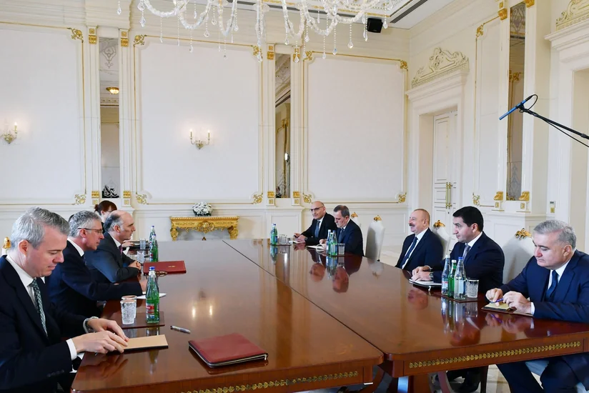 Prezident İlham Əliyev Böyük Britaniyanın dövlət nazirini qəbul edib - YENİLƏNİB