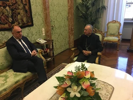 Elmar Məmmədyarov : “Ermənistan rəhbərliyinin məsuliyyətsiz davranışı bölgədə gərginliyin artmasına xidmət edir”