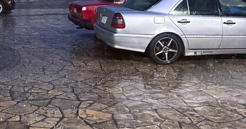 Ağstafaya dolu düşüb