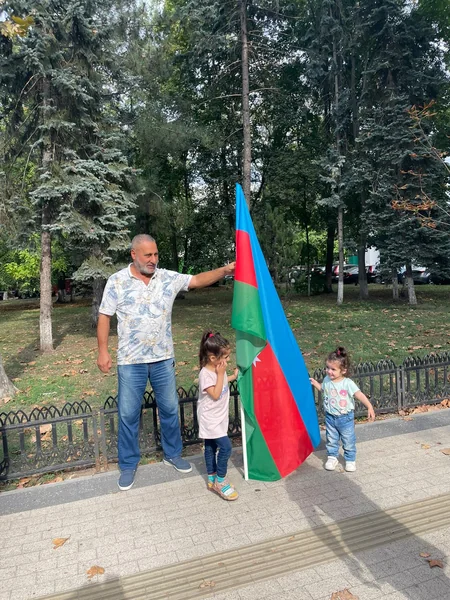 Moldova azərbaycanlıları BMT-nin Kişinyovdakı nümayəndəliyi qarşısında aksiya keçirib