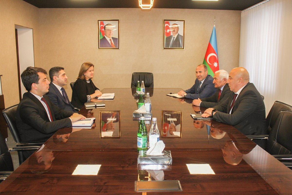 Göygöl RİH-in əməkdaşı yaş həddi ilə bağlı təqaüdə göndərilib