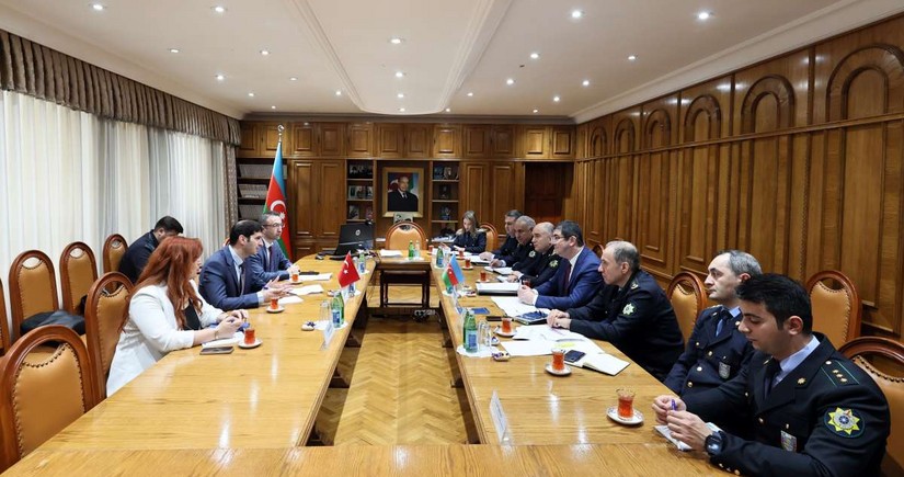Azerbaijan, Türkiye expand information exchange in customs