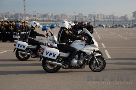 BŞBPİ-nin rəisi Mirqafar Seyidov yol polislərininin sıra baxışını keçirib - FOTO