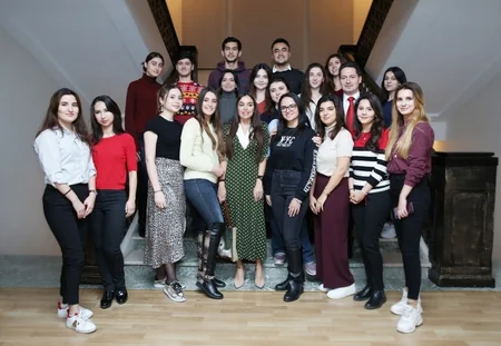 Seçenov Universitetinin Bakı filialında Leyla Əliyevanın təşəbbüsü ilə poeziya gecəsi keçirilib - FOTO