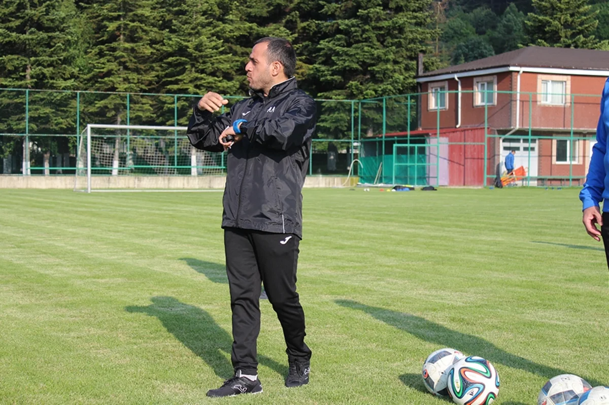 Sumqayıtın baş məşqçisi: Yarımfinala çıxmağımız sevindiricidir