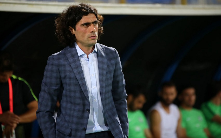 Türkiyədə çıxış edən azərbaycanlı futbolçunun komandası baş məşqçisi ilə vidalaşıb