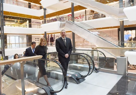 President Ilham Aliyev views Ganja Mall