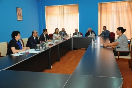 Vətəndaşlar mədəniyyət və turizm nazirindən işə düzəlməkdə kömək istəyiblər