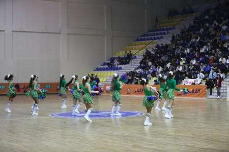 Həndbol üzrə Azərbaycan çempionatında favoritlər qələbə qazanıblar