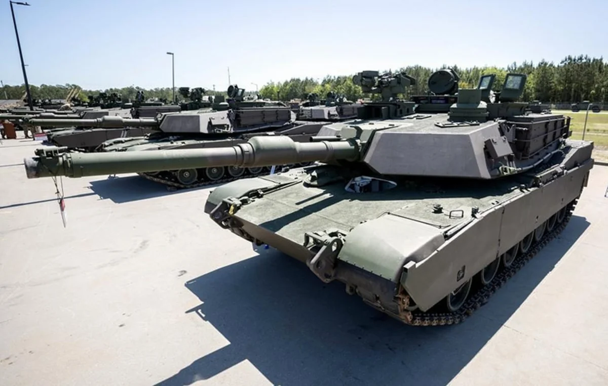 США убирают часть технологий с Abrams, направляемых в Украину