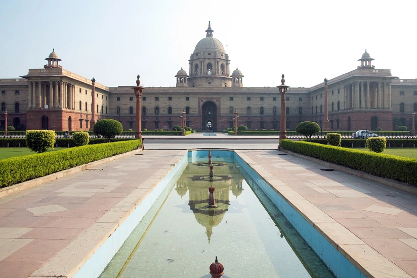 India expels Canadian diplomat