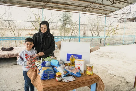 Heydər Əliyev Fondu aztəminatlı ailələrə ənənəvi Novruz sovqatları paylayır