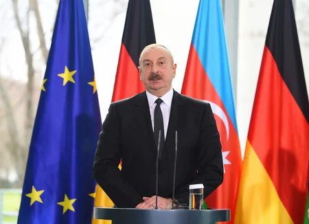 Azərbaycan Prezidenti və Almaniya Kansleri birgə mətbuat konfransı keçiriblər - YENİLƏNİB