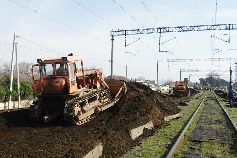 АЖД проводят капремонт в южном направлении железной дороги