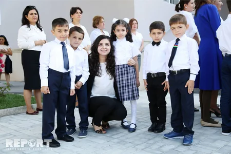 Atılmış uşaqlar oyuncaqlarını atmır... - REPORTAJ