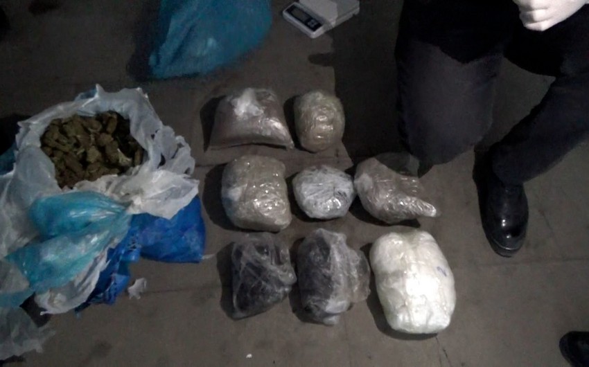 Gizli anbarlarda 63  kiloqramdan artıq narkotik maddə saxlayan şəxslər tutulub