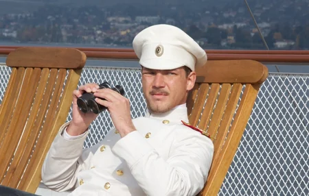 Görkəmli rejissorun filmi Qızıl qartal kinomükafatının sahibi oldu