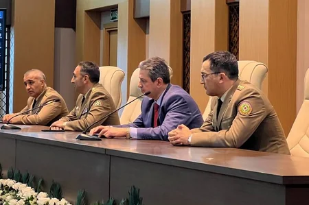 FHN-in beynəlxalq humanitar əməliyyatlarda fəaliyyəti mövzusunda tədbir keçirilib