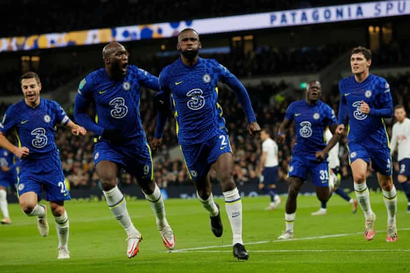 Кубок английской лиги: Челси обыграл Тоттенхэм и вышел в финал