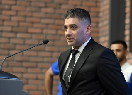 Fərid Qayıbov ay ərzində beynəlxalq yarışlarda uğurla çıxış etmiş idmançılarla görüşüb