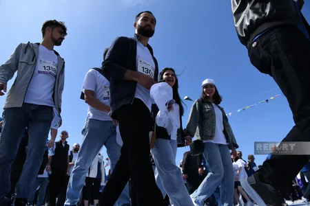 Heydər Əliyev Fondunun təşəbbüsü ilə keçirilən “Bakı Marafonu 2024” start götürüb