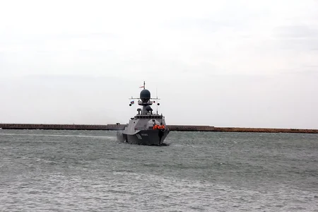 Rusiyanın hərbi gəmiləri Bakıya gəlib