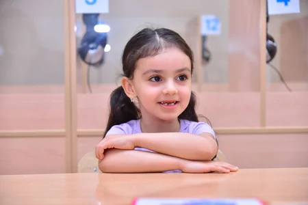 I sinfə qəbul üçün müsahibələr davam edir
