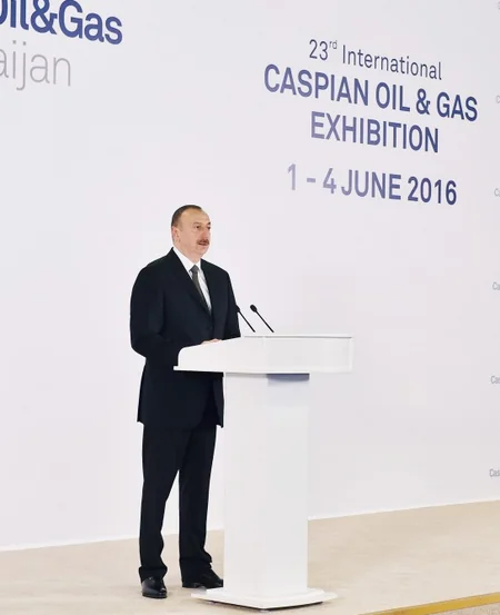Prezident: Neftin kəskin ucuzlaşmasına baxmayaraq, Azərbaycanın iştirakçısı olduğu iri layihələr vaxtında gerçəkləşdiriləcək