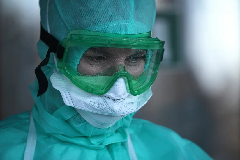 Dünyada koronavirus qurbanlarının sayı 6,5 milyon nəfəri ötüb